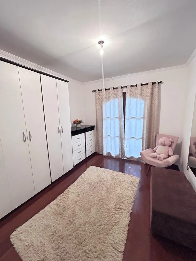 Imagem Imperdível casa à venda em Santo André-SP, Vila Humaitá: 3 quartos, 1 suíte, 2 banheiros, 3 vagas - 225m²!