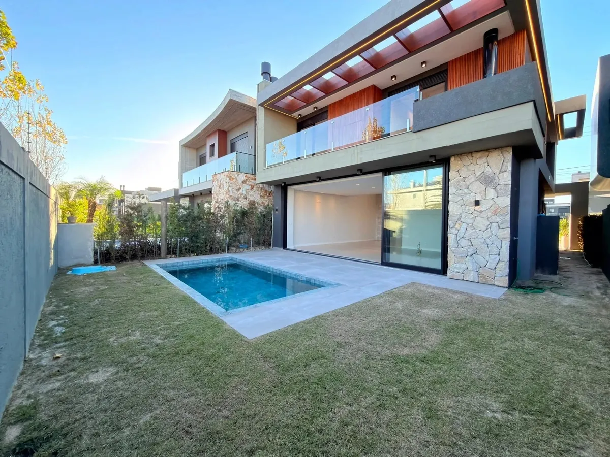 Imagem Casa 4 suítes com piscina - Condomínio Sunset, Xangri-lá