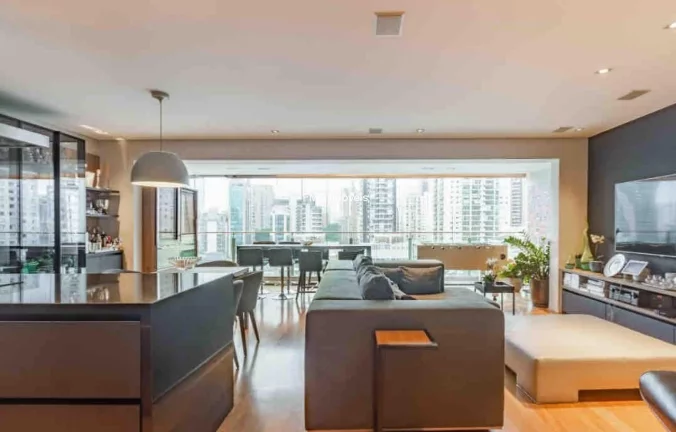 Imagem Apartamento à venda na Vila Nova Conceição, com 2 Quartos sendo 1 Suíte, 2 Salas, 3 Vagas e 160m² de Área