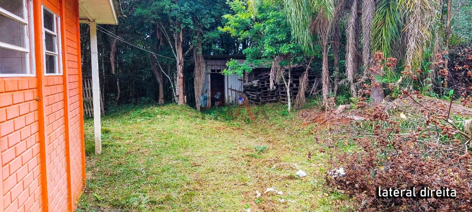 Imagem Chácara com 2 dormitórios à venda,60500.00 m , Guabiroba, GUARAPUAVA - PR