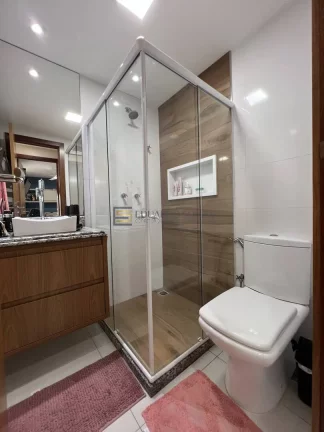 Imagem DOIS QUARTOS COM TAMANHO DIFERENCIADO NA QUADRA DO MAR