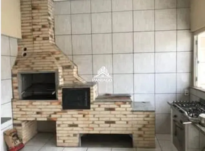 Imagem SOBRADO À VENDA COM PISCINA E QUINTAL AMPLO