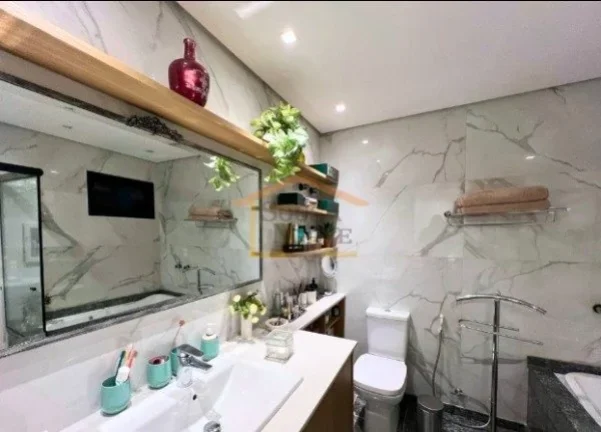 Imagem Apartamento com 146 m² de área útil, planta ampla e bem distribuída.
São 3 dormitórios, sendo ...