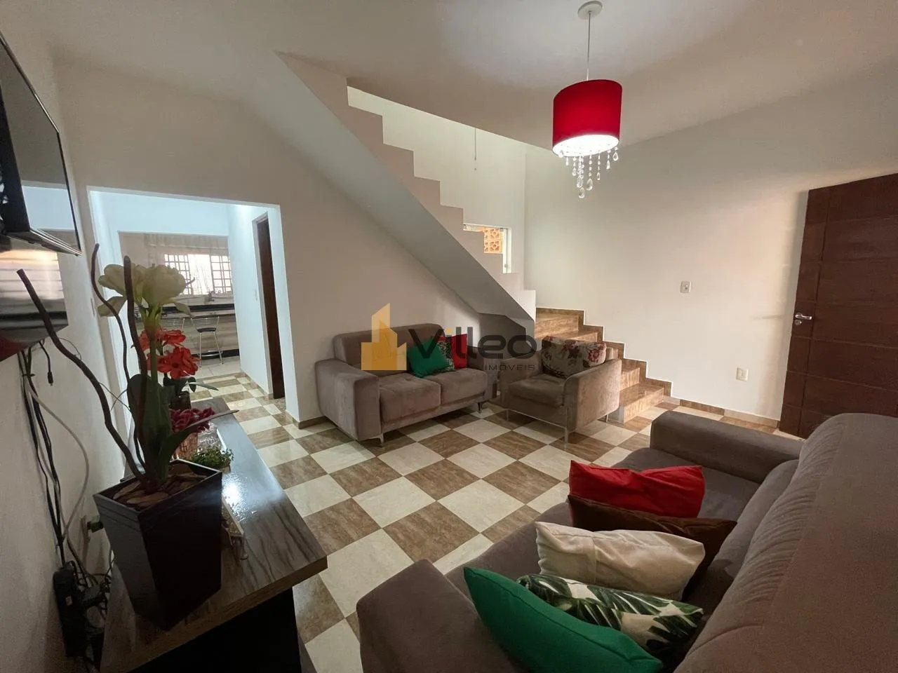 Foto do imóvel Descubra uma rara oportunidade de viver com elegância e praticidade em um sobrado moderno e bem dis...