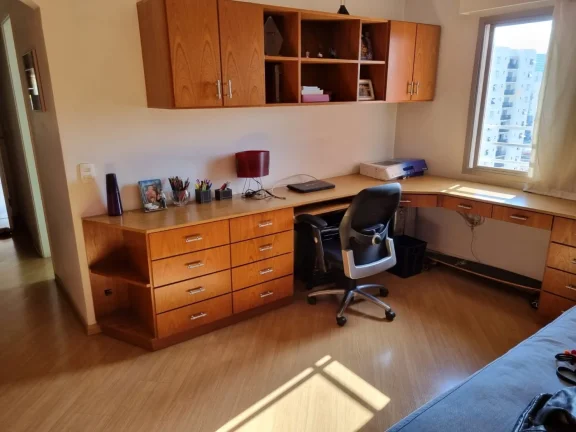 Imagem Linda cobertura de 321M² com 3 quartos e 2 suítes. Armários, varandas, ampla sala.