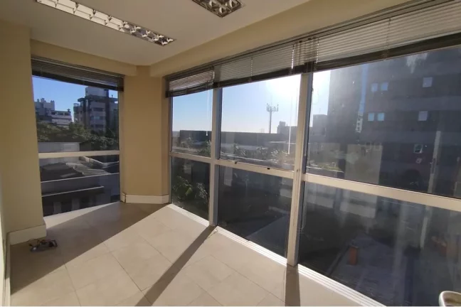 Imagem Sala para venda no bairro Higienópolis em Porto Alegre