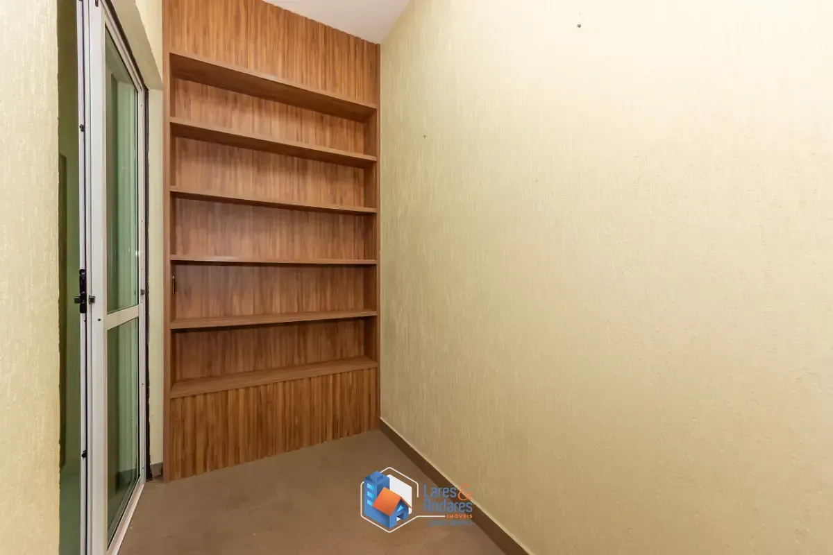Imagem Casa no condomínio Villa Colibri para venda com 4 quartos, sendo 1 suíte, 128m²