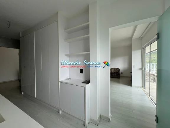 Imagem Excelente apartamento todo avarandado no centro de Ubatuba com 03 dormitórios e 156 m²