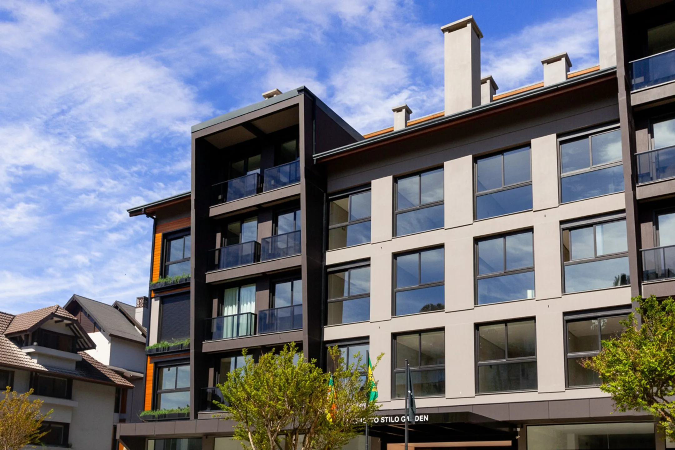 Imagem Apartamento à venda em Gramado, Centro, com 2 quartos, 76.05m2