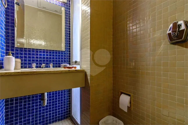Imagem Casa à venda com 4 quartos, sendo 1 suíte, em Morumbi, São Paulo - SP