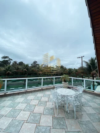 Imagem Casa na praia em condomínio fechado