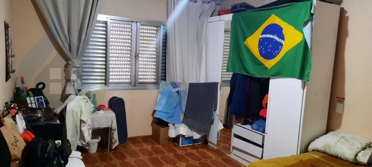 Imagem Casa de 2 dormitórios sendo 1 suíte, 2 banheiros, com 126m² no Taboão, São Bernardo do Campo