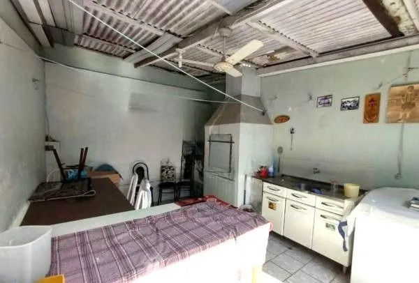Imagem Casa no bairro Partenon de 3 dormitórios e vaga
