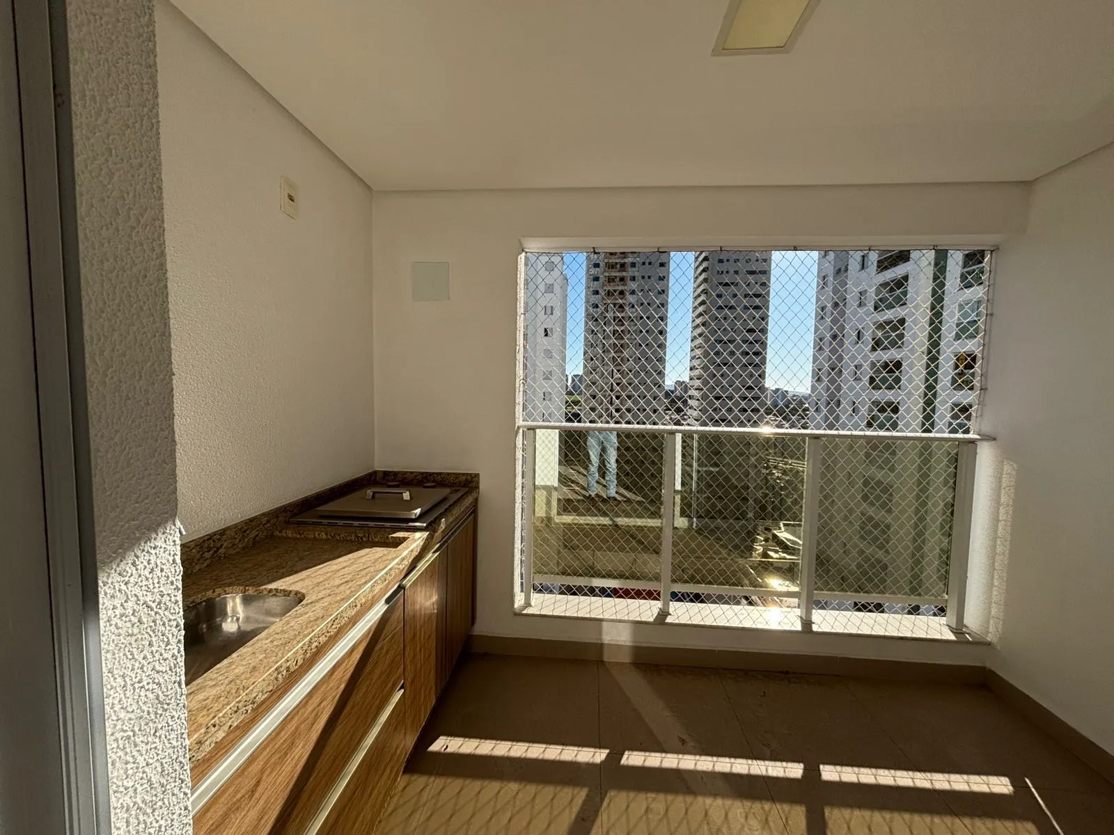 Imagem Apartamento para alugar no Parque Campolim, Sorocaba, 93 m², 3 dormitórios, varanda gourmet, 2 vagas e lazer completo.
