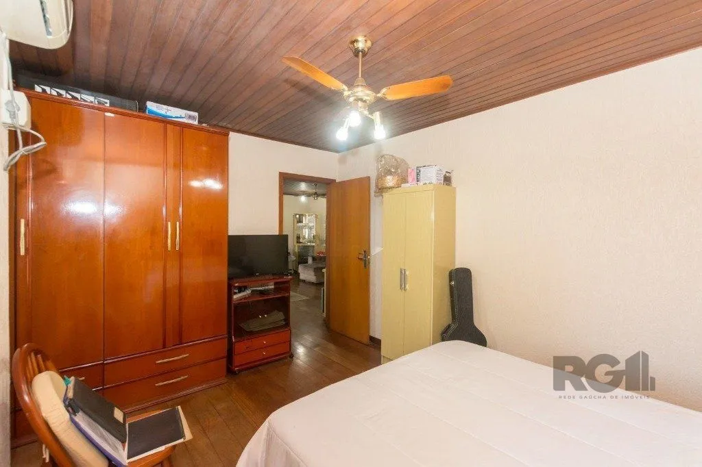 Imagem Casa de 4 quartos com 265m², no bairro Cavalhada