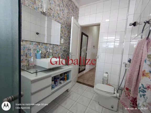 Imagem Apartamento com 2 dormitórios e varanda de frente á venda R$ 746.000,00 no bairro Aparecida em Santos -SP.