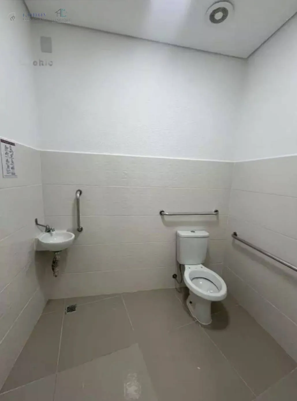 Imagem Ponto Comercial Amplo para Locação no Centro de Guaratinguetá