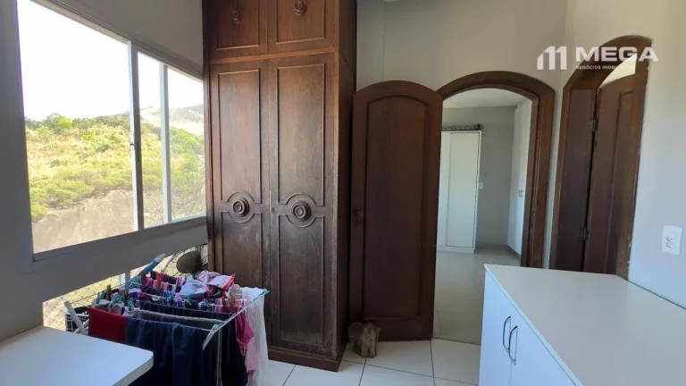 Imagem Cobertura com 4 dormitórios à venda, 340 m² por R$ 2.550.000,00 - Praia do Canto - Vitória/ES