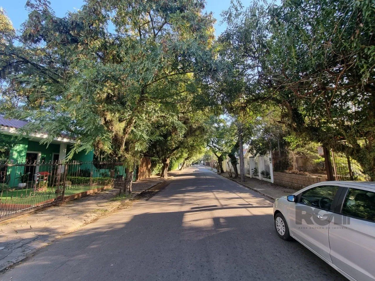 Imagem Linda Casa Bairro Ipanema 02 Dormitórios Suíte