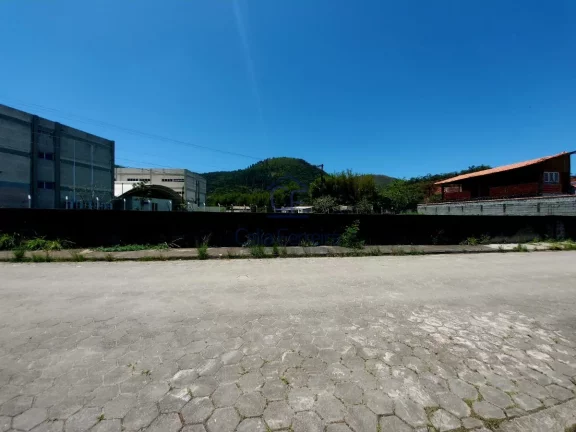 Imagem Excelente terreno de 553m² localizado na Martim de Sá - Caraguatatuba/SP