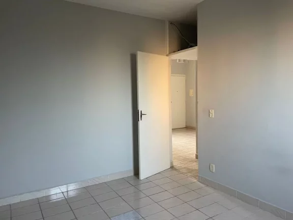 Imagem Apartamento com 2 dormitórios à venda, 53 m² por R$ 190.000,00 - Jardim Califórnia - Jacareí/SP