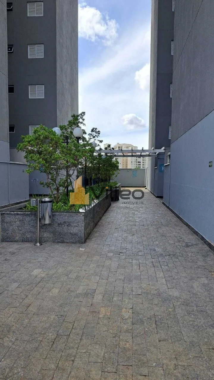 Imagem Viva o Equilíbrio Perfeito entre Tranquilidade e Conectividade Urbana

Descubra uma nova forma de v...