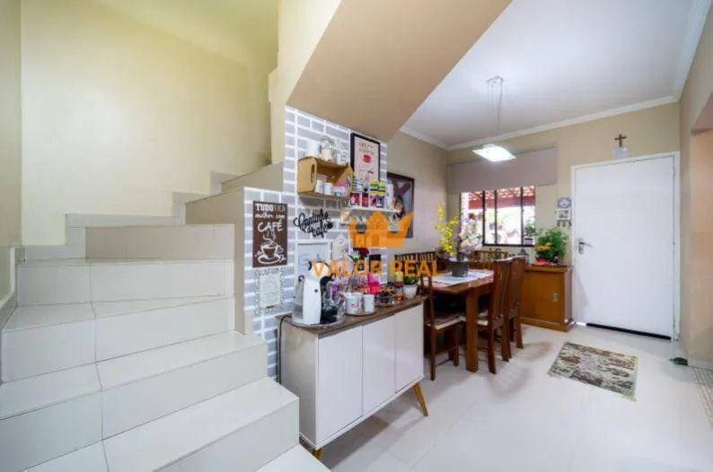 Imagem Casa Condomínio, 128 m2, 3 dorm. e 1 suite, 2 vagas; R$ 690 mil. Aceita financiamento