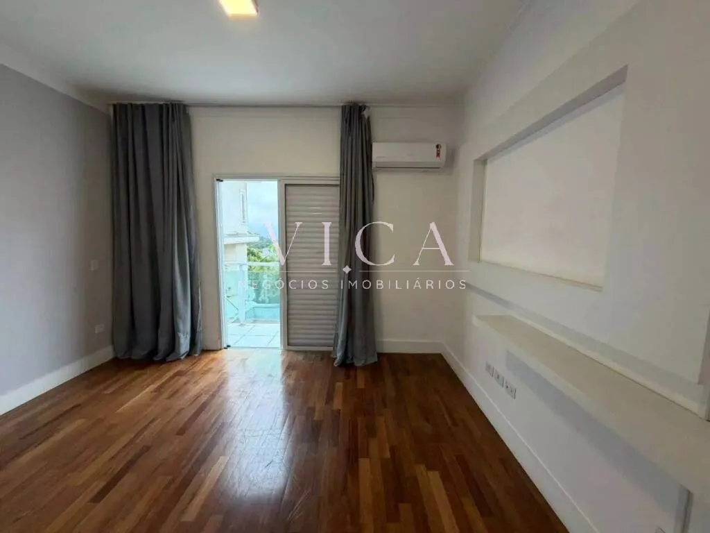 Imagem Valville 1| Casa 3 suítes, vista reserva, espaço gourmet - R$ 12.900,00 mês