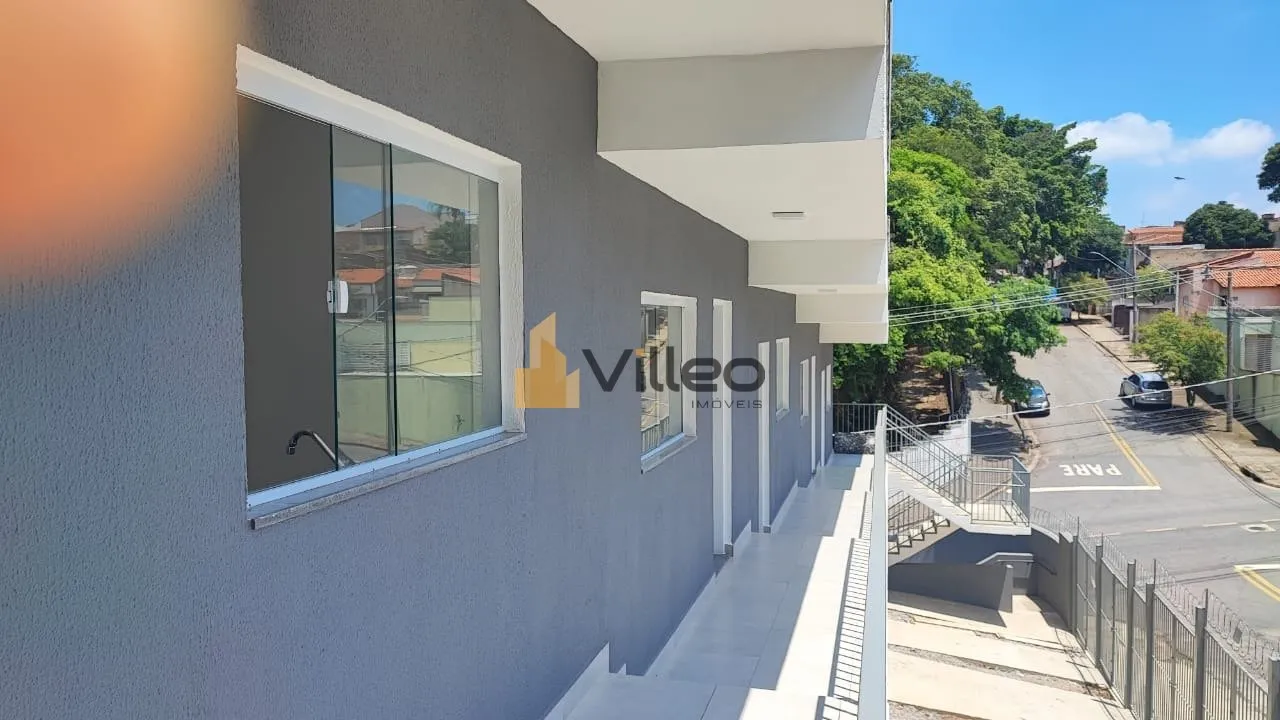 Imagem Seja para morar ou investir, esta charmosa kitnet de 30 m² oferece o equilíbrio ideal entre confor...