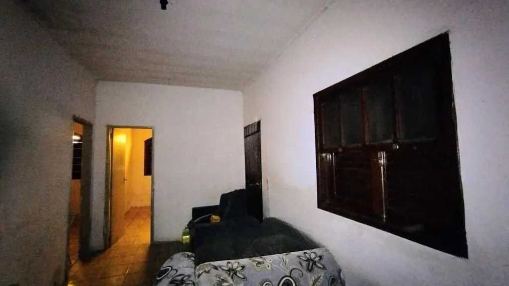 Imagem Casa de 2 dormitórios à venda no Bairro Chapéu do Sol - Porto Alegre