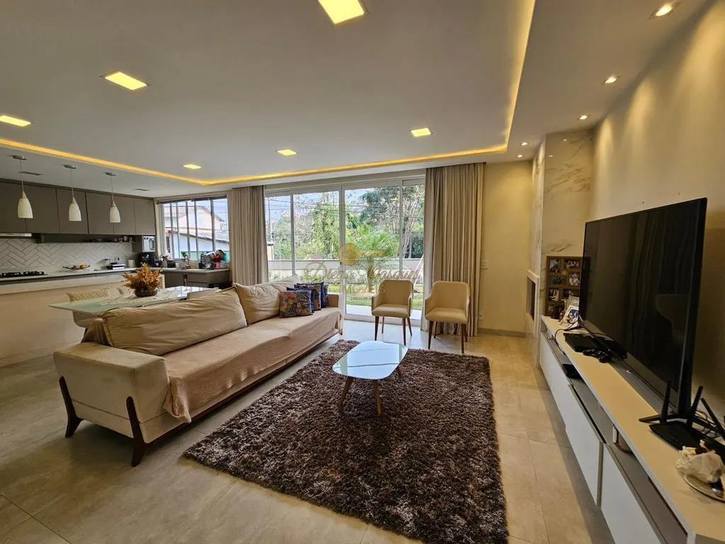 Imagem Casa para Venda em Teresópolis / RJ no bairro Panorama