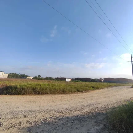 Imagem Terreno em área industrial com 2.200m² no bairro Porto Grande, em Araquari/SC.
