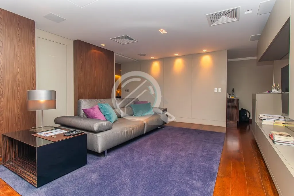 Imagem Apartamento de luxo na rua Santo Inácio em Moinhos de Vento - Porto Alegre. Preço e disponibilidad...