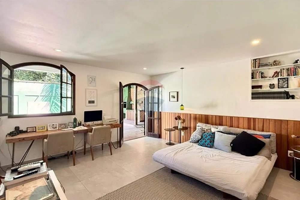 Foto do imóvel Casa 3 quartos, 252m², a venda no Jardim Botanico