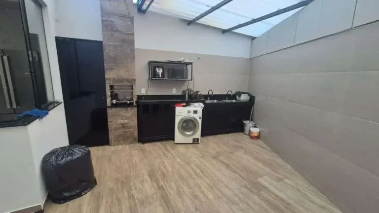 Imagem Casa à venda no bairro São Sebastião, com 2 quartos