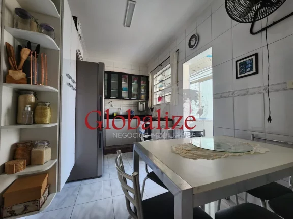 Imagem Apartamento à venda com 2 dormitórios, 1 vaga na Ponta da Praia em Santos por R$ 405.000,00