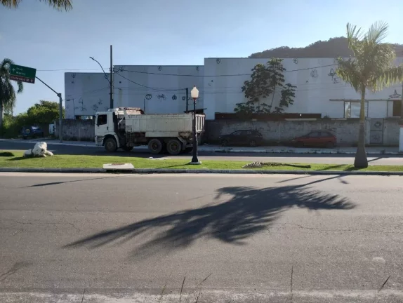 Imagem Terreno comercial em Itaipuaçu