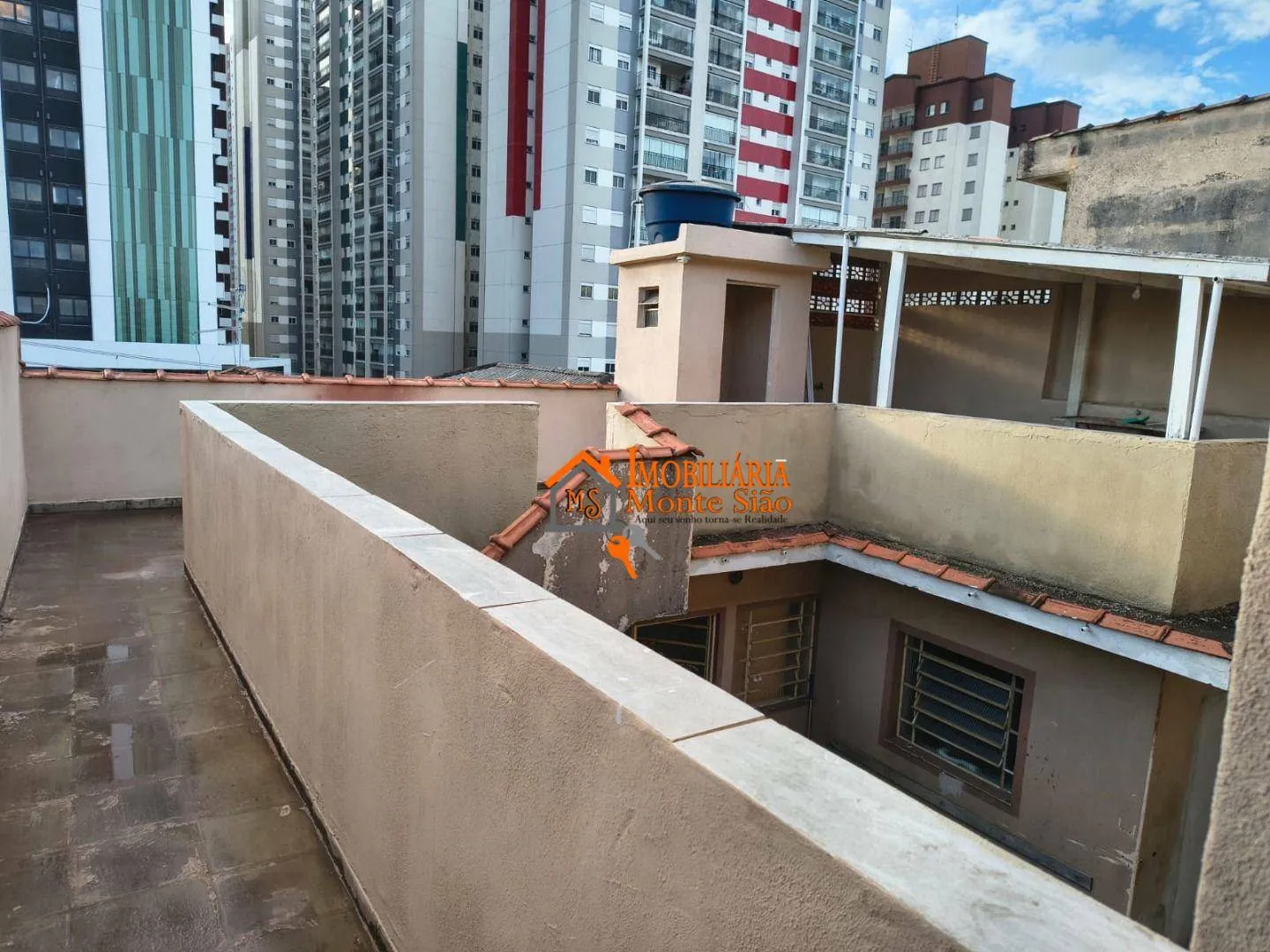 Imagem Sobrado com 3 dormitórios para alugar, 100 m² por R$ 3.850/mês - Picanço - Guarulhos/SP