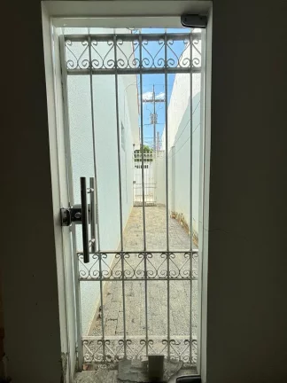 Imagem CASA COMERCIAL em VITÓRIA DA CONQUISTA - BA, CANDEIAS