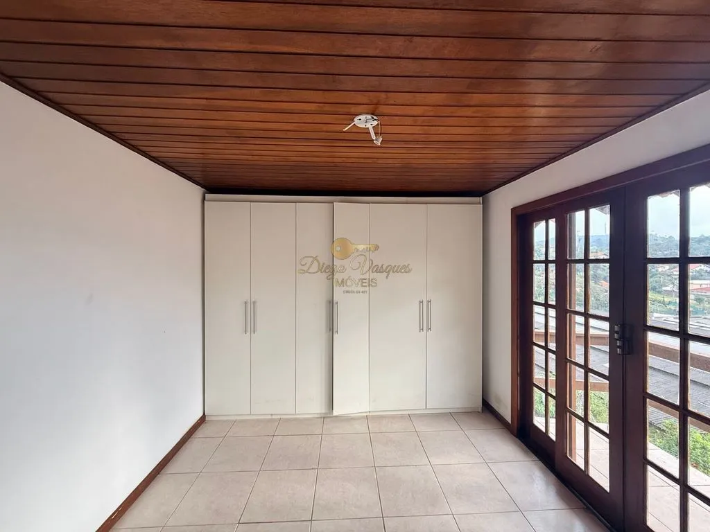 Imagem Casa em Condomínio para Venda em Teresópolis / RJ no bairro Bom Retiro
