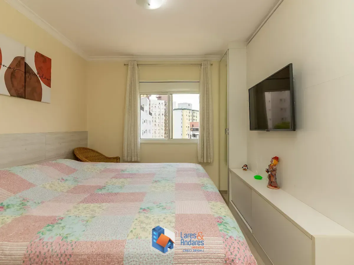 Imagem Apartamento para venda em Saúde com 3 quartos, sendo 1 suíte, 115m²
