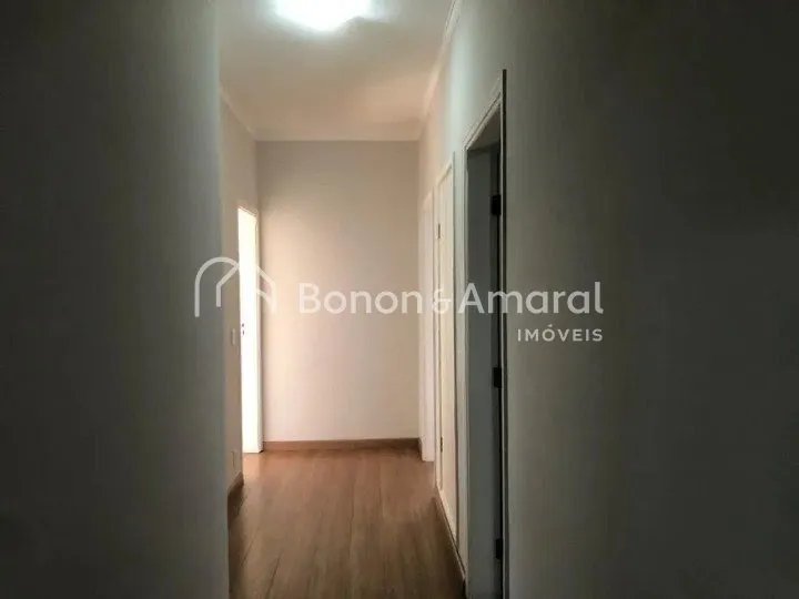 Imagem Casa à Venda com 3 Quartos e 1 Suíte no Parque Taquaral