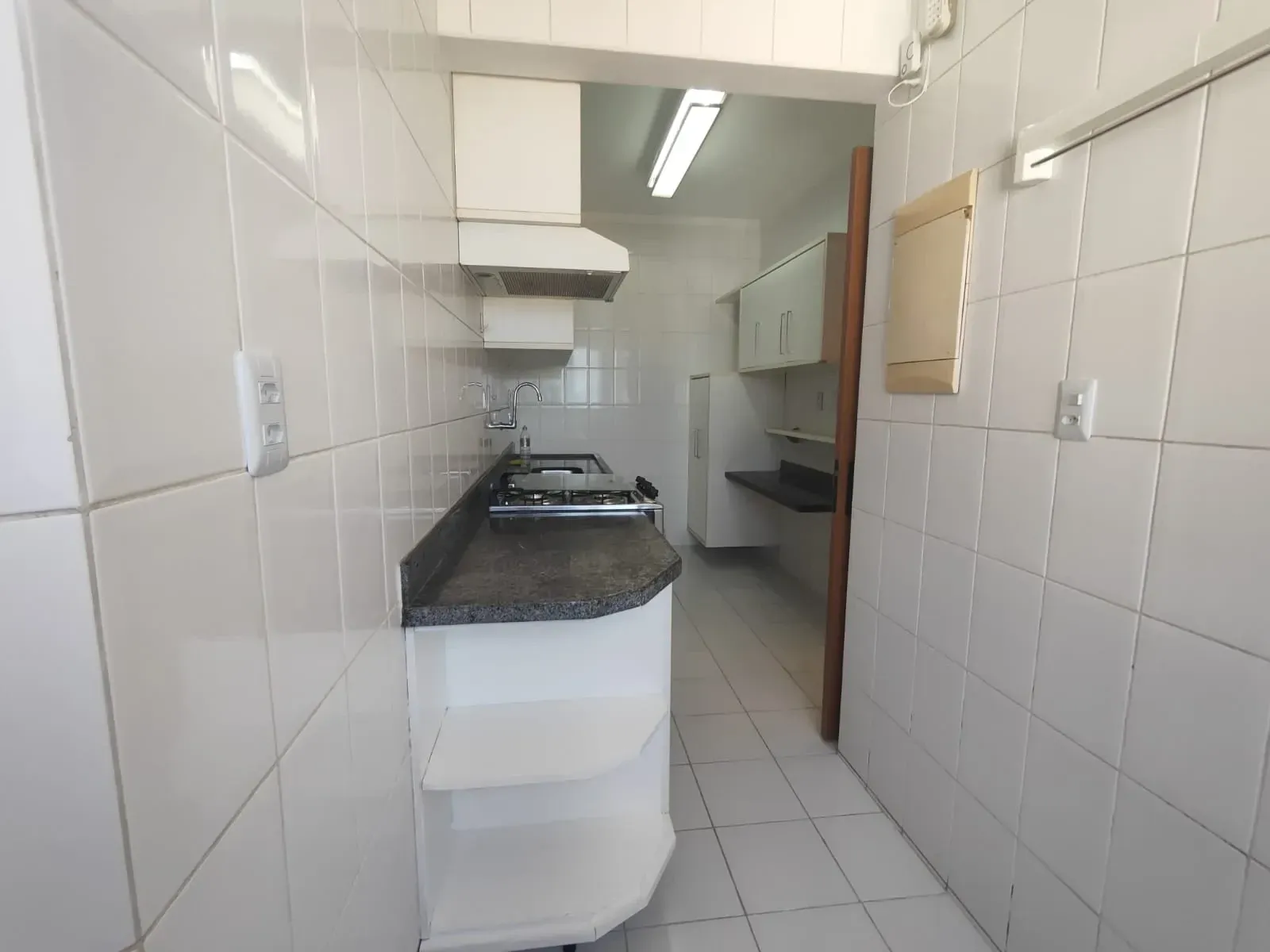 Foto do imóvel: Apartamento com 3 Quartos para Alugar, 84 m² em Avenida Professor Manoel Ribeiro, nº 1361. Stiep, Salvador - BA