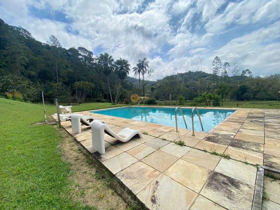 Imagem Casa para Venda em Teresópolis / RJ no bairro Canoas