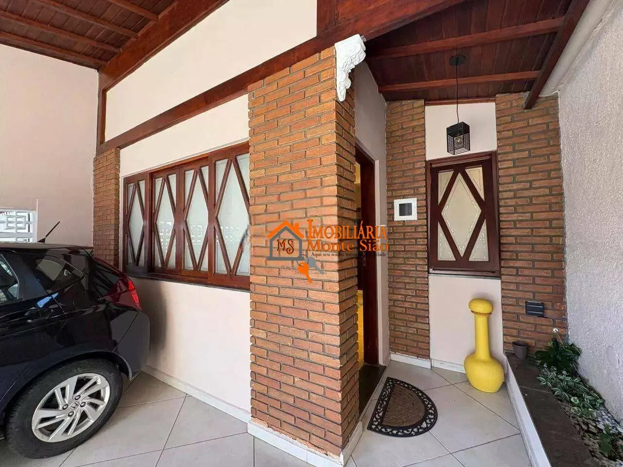 Imagem Casa com 2 dormitórios à venda por R$ 629.000,00 - Vila Galvão - Guarulhos/SP