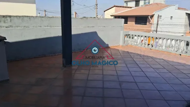 Imagem Casa Térrea Jardim D'Abril - 2 dormitórios com suíte - Vagas - Varanda