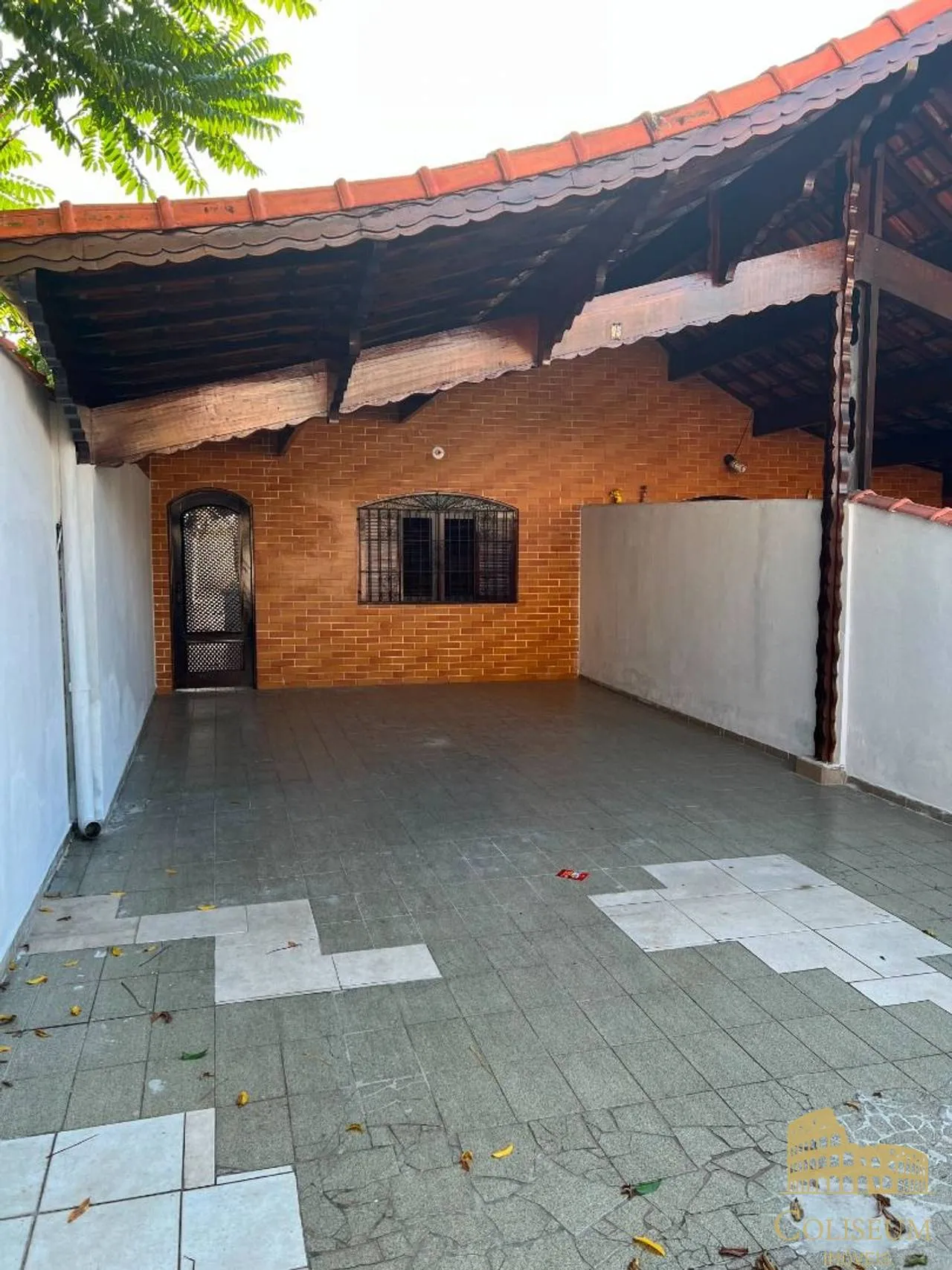 Foto do imóvel Casa com 4 dormitórios à venda, 141 m² por R$ 890.000,00 - Aviação - Praia Grande/SP