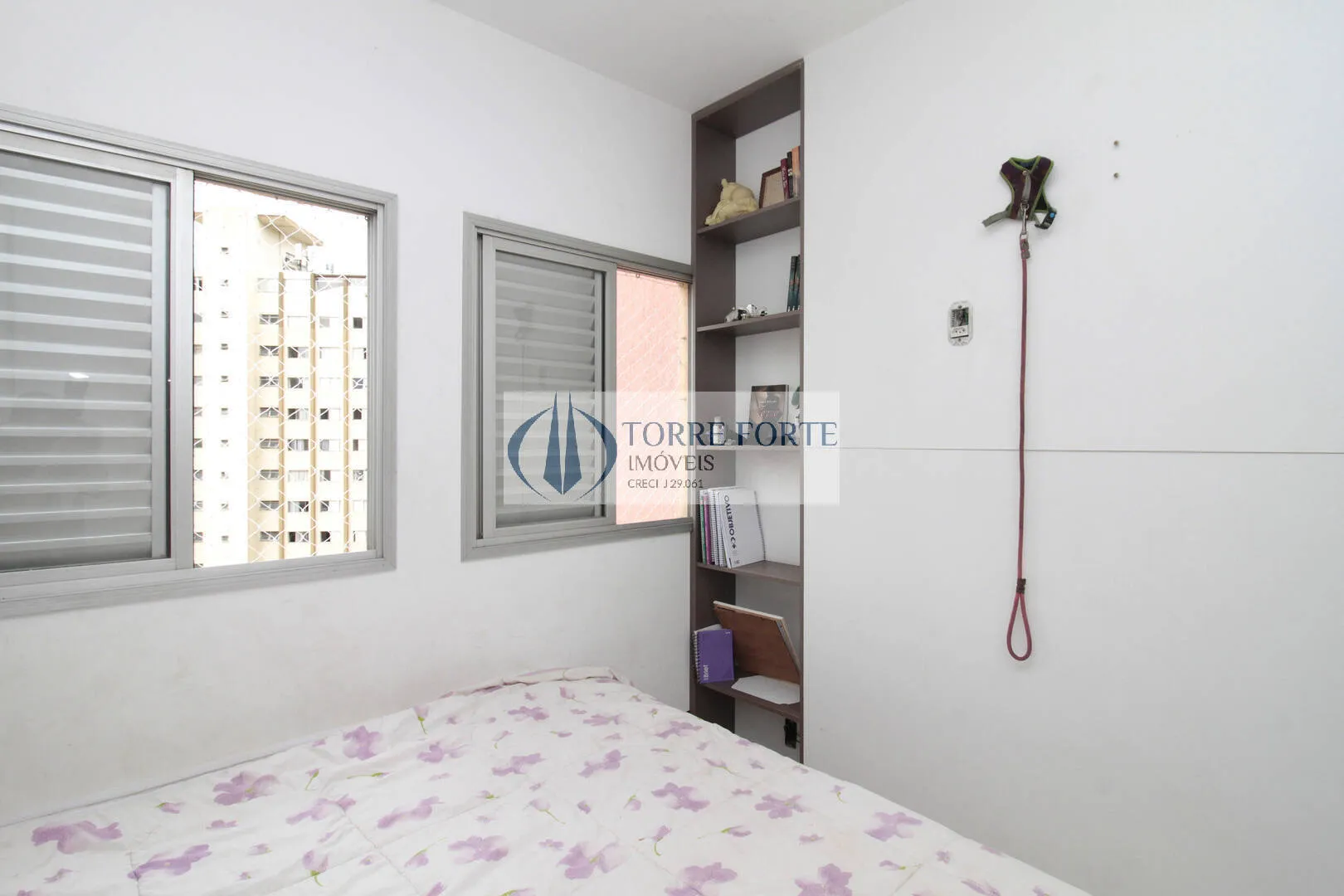 Imagem Lindo apartamento com 73 m² 3 dormitórios sendo 1 suíte 2 vagas de garagem