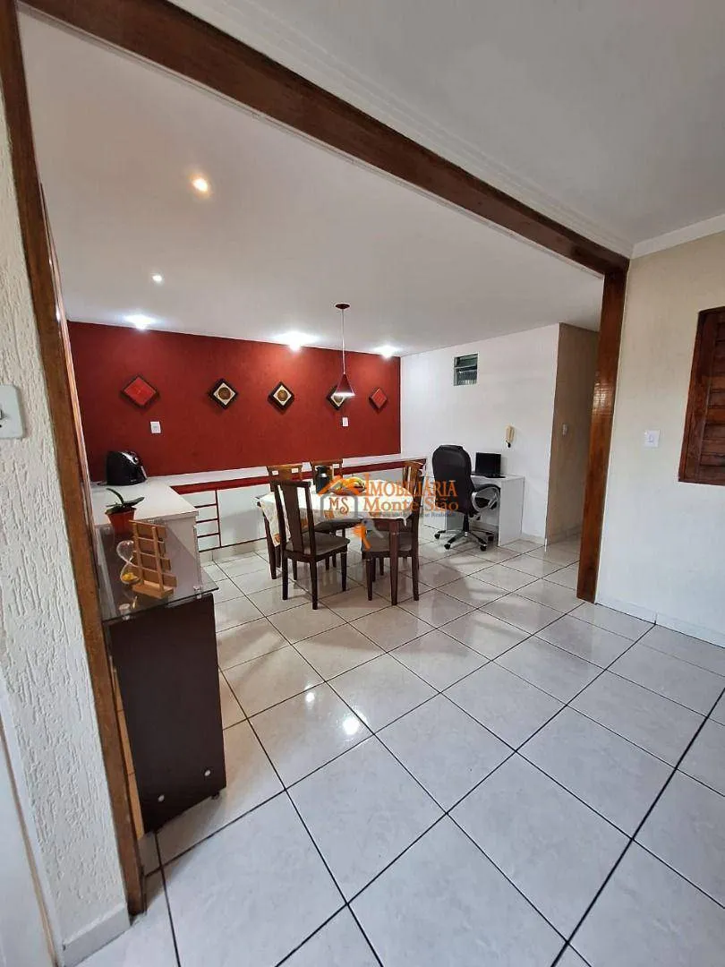 Imagem Casa com 3 dormitórios à venda, 118 m² por R$ 650.000,00 - Cidade Maia - Guarulhos/SP