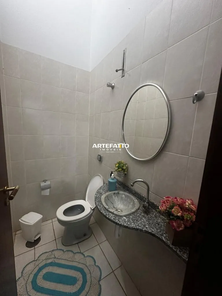 Imagem Casa com 3 dormitórios no bairro Vila Santa Rita